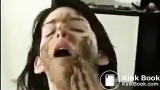 Sub wants to get feeded