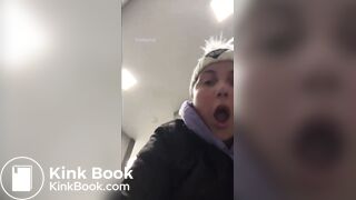 Pooping desesperated