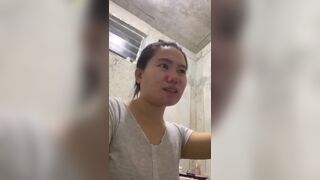Pinoy Girl Poop Vlog