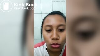 Asian Girl Talk When She Is Pooping