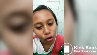 Asian Girl Talk When She Is Pooping