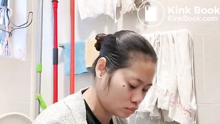 Girl Pooping in The Toilet With Hot Ploop