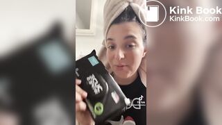 Morning poop toilet selfie