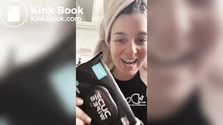 Morning poop toilet selfie