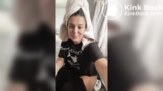 Morning poop toilet selfie