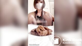 Japanese cute girl pooping selfy 3