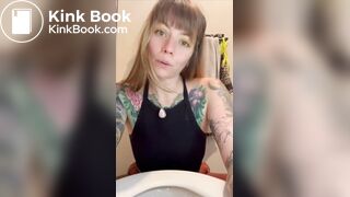 A beautiful toilet shit with a next level smell