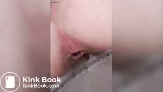 Pretty Woman Pooping - video 16
