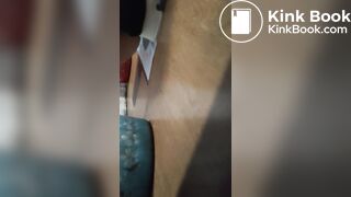 一个小女孩屁股一紧