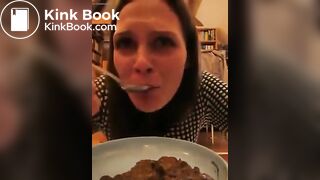 scat girl - video 136
