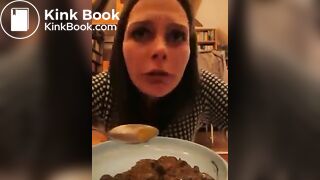 scat girl - video 136