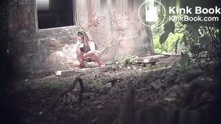 Blondiee poop - video 3