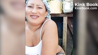 Girl Pooping - video 161