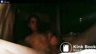 me trait la queue en footjob