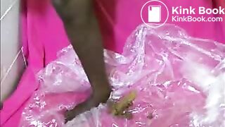 Hot black woman shits