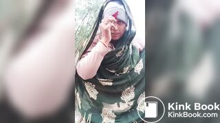 Indian desi bhabhi shitting - video 2