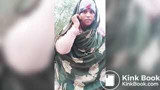 Indian desi bhabhi shitting - video 2