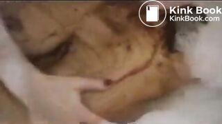 Scat play in the bathtube
