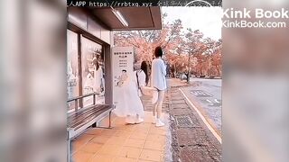 等车时被偷袭