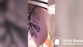 LogGoddess on the toilet