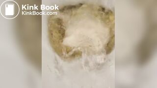 She pooped for me and get me hard