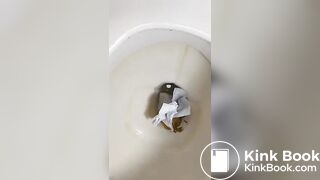 blonde runs to poop