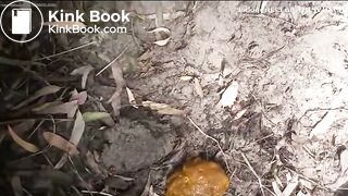 Latín girl shitting delicious diahrrea outside