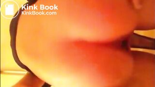 Girl pooping - video 800