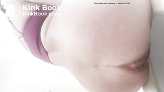 POT POO CLOSE_UP