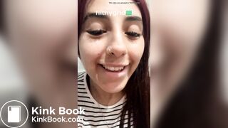 Latina gostosa cagando um tronco 6