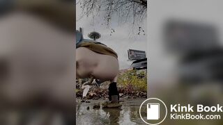 Fast poop outdoor