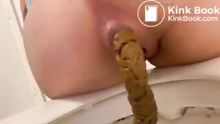 Girl shiting - video 3