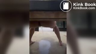 Girl pooping - video 812