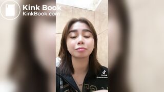 doing a tiktok while pooping