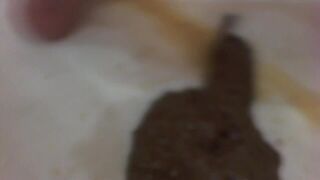 SCHEIßHAUFEN MACHEN