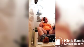 Pooping With Her Feet Up
