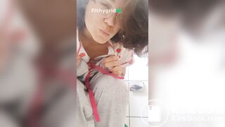 Brasileira gostosa cagando 7