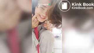 Brasileira gostosa cagando 7