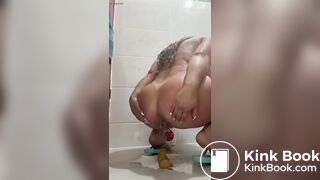 Brazilian girl shitting brasileira cagando