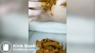 Chinese girl spread asshole scat