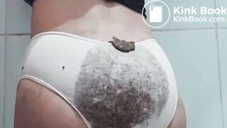 Girl fills panties to the brim