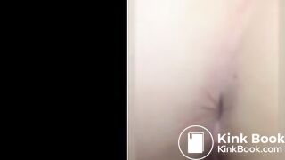 Girl pooping on toilet - video 186