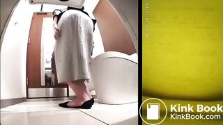 Asian girl Pooping Voyeur