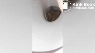 girl pooping selfie2