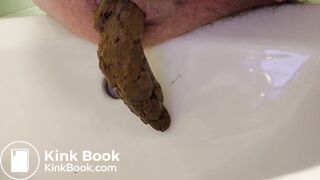 shitting in the sink - video 4