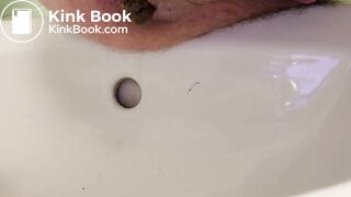 shitting in the sink - video 4
