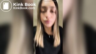 Morena cagando no vaso