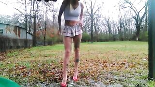 WHITE TRASH GIRL PISS AND SHIT