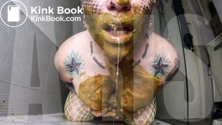 Dirty beauty @scatdark