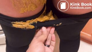 Mast ebony bitch scat in panties